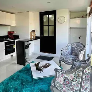 Acogedor Estudio Privado En Zona Tranquila Apartamento Bogotá